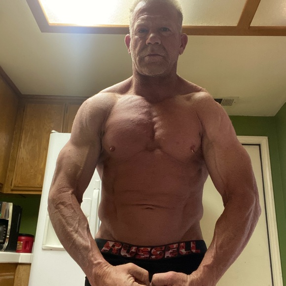 Meet your Posher, Mike - Picture 4 of 6